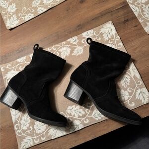 Black leather suede Heeled Boots
